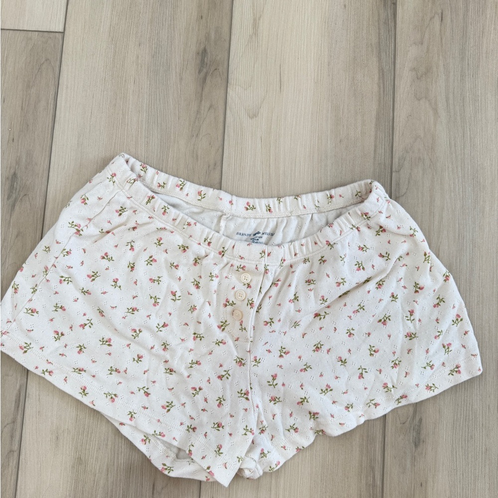 BRANDY MELVILLE PAJAMA SHORTS